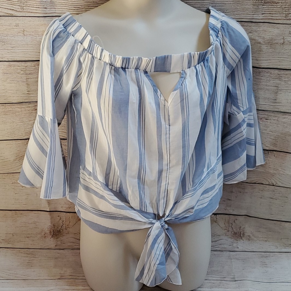 **NEW** Off the shoulder top